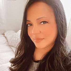 Meet your Posher, Claudia